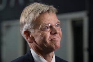 Afgårende DI-direktør Karsten Dybvad er glad for at være blevet betroet jobbet som formand for Danske Bank. Han ville ikke bedømme sin forgængers hvidvaskindsats.