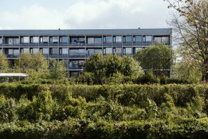 Tre borgerlige partier støtter aftalen, men tog onsdag forbehold for nogle af de planlagte nedrivninger af blokke i Gellerupparken.