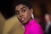 Den britiske skuespillerinde Lashana Lynch overtager 007-agentnummeret fra James Bond i den nye Bond-film. Foto: Vianney Le Caer/AP.