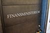 Finansminister Bjarne Corydon må se i øjnene, at den danske vækstmotor fortsat halter i et omfang, så Danmark ikke er i stand til at holde gælden under 500 mia. kr.