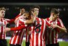 Mathias Jensen bliver tiljublet af holdkammeraterne efter sin scoring mod Bournemouth. Det var midtbanespillerens anden i denne sæson. - Foto: John Sibley/Ritzau Scanpix