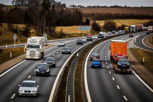 Oprydningsarbejdet efter to ulykker på Østjyske Motorvej er færdigt, og bilister kan nu igen køre ved Horsens.