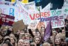 Torsdag demonstrerer omkring 20.000 studerende og lærere mod regeringens forslag om at spare 8,7 mia. kr. på uddannelsesområdet.