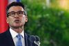 Sebastian Coe kalder det deprimerende at opleve de farceagtige badmintonkampe.