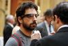 Google medstifter Sergey Brin med en prototype på Googles Project Glass.