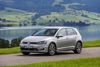 Forklaret på den korteste måde er GTE en Golf GTI med en ny motor – en plugin-hybrid: 1,4-liters TSI-benzinmotor med fire cylindre, turbo og 150 hk koblet sammen med en elmotor, der yder 102 hk. Den samlede ”systemeffekt”, som teknikerne siger, er 204 hk, mens system-momentet er 350 Nm.