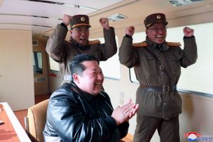 For første gang i fem år har Nordkorea testet et interkontinentalt missil, der vil kunne nå USA's fastland.