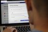 Nogle apps høster stadig data, selv om man er færdig med at bruge dem, og det gælder også Facebook og andre digitale platforme, appen er forbundet til. Foto: Jeff Chiu
