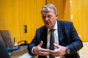 Danmarks udenrigsminister, Lars Løkke Rasmussen (M), vil på baggrund af de seneste års udvikling skabe mere balance i forholdet til Kina.