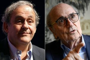 En overførsel på adskillige millioner er omdrejningspunktet i en retssag med Sepp Blatter og Michel Platini.
