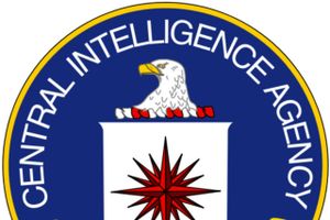 I et lækket hemmeligt dokument advarer den amerikanske efterretningstjeneste CIA om tab af alt for mange informanter i udlandet.