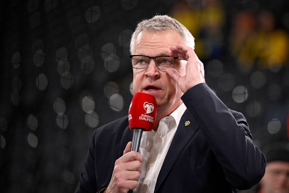 Efter Sveriges sejr over Aserbajdsjan endte landstræner Janne Andersson i mundhuggeri med Bojan Djordjic.