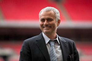Manchester United er en Champions League-klub, og i juli 2017 skal vi være tilbage, siger Mourinho ifølge Sky Sports på pressemødet.