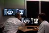 Læger på Diagnostisk Center på Regionshospitalet Silkeborg vurderer billeder fra en lavdosis ct-scanning. Arkivfoto: Tanja Carstens Lund