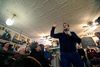 Præsidentkandidat Ted Cruz taler ved et vælgermøde i New Hampshire.