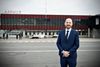 Direktør Peter Høgsberg, ser frem til, at EasyJet fra september vil hente endnu flere passagerer til Aarhus Lufthavn. Foto: Anita Graversen