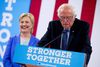 Bernie Sanders har endnu ikke angrebet det demokratiske parti for indholdet af de lækkede mails, der viser at partiet modarbejde senatoren under primærvalget. Foto: Andrew Harnik/AP.