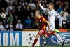 Galatasarays Semih Kaya og FCKs Nicolai Jørgensen.