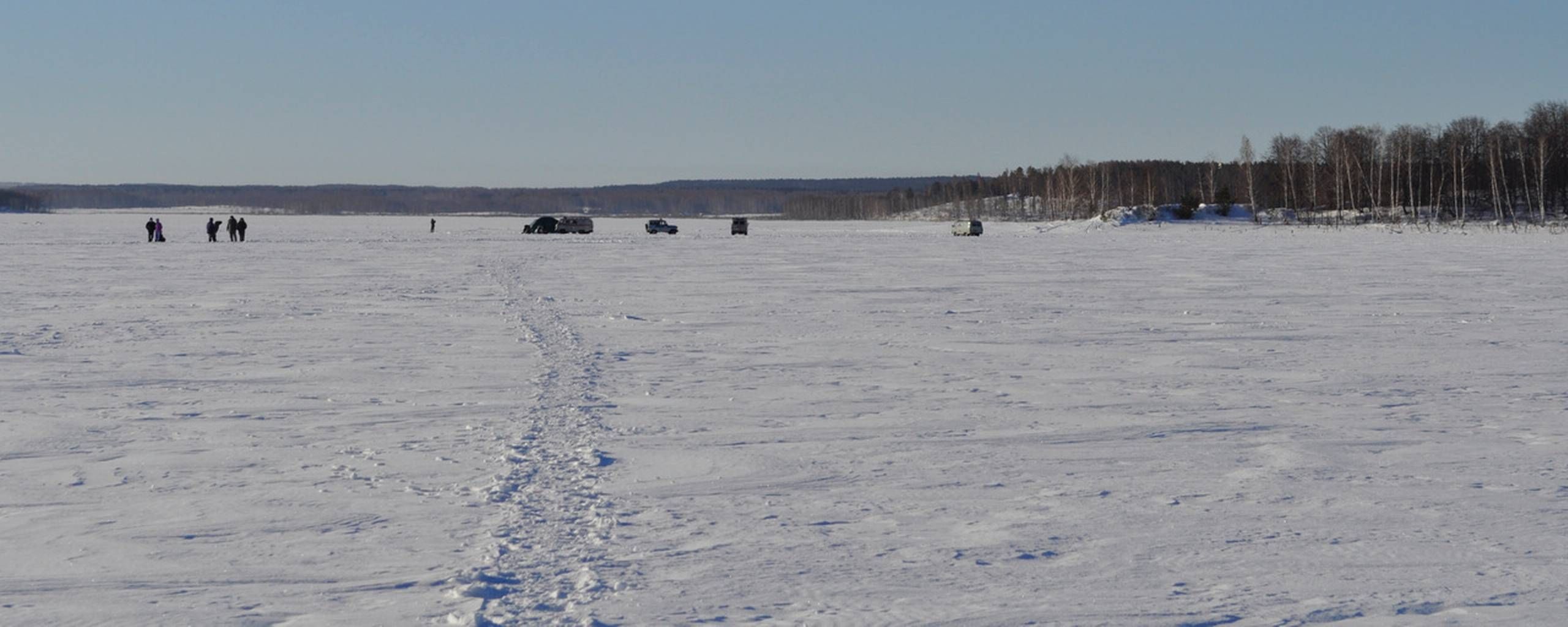 Rester af meteor fundet i russisk sø