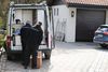 Politiet undersøger Tom Hagens bolig i Lørenskog øst for Oslo. Foto: Ørn E. Borgen / NTB scanpix