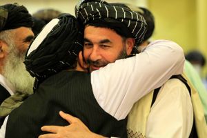En af Talibans støtter blev udvekslet med en amerikansk civilingeniør, som blev bortført i januar 2020. 