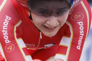 To hollændere endte på podiet ved mandagens VM-enkeltstart, mens Emma Norsgaard blev nummer 12.