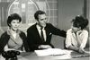 Programchef Hans Jørgen Jensen, journalist Alice Vestergaard og producer Hanne Hass (th.). Billedet er fra 1960’erne.
