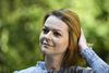Arret på Julia Skripals hals er noget af det, som er itlbage efter behandlingen for Novichok-forgiftningen.Foto: Dylan Martinez/Pool via AP