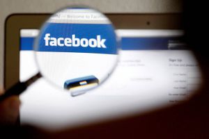 I en lukket gruppe på Facebook, som TV 2 har fået adgang til, overtræder præsterne umiddelbart GDPR-reglerne.