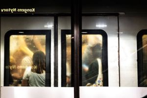 Forskere er overrasket over, hvor høj koncentrationen af jernpartikler er i luften i metroen i København.