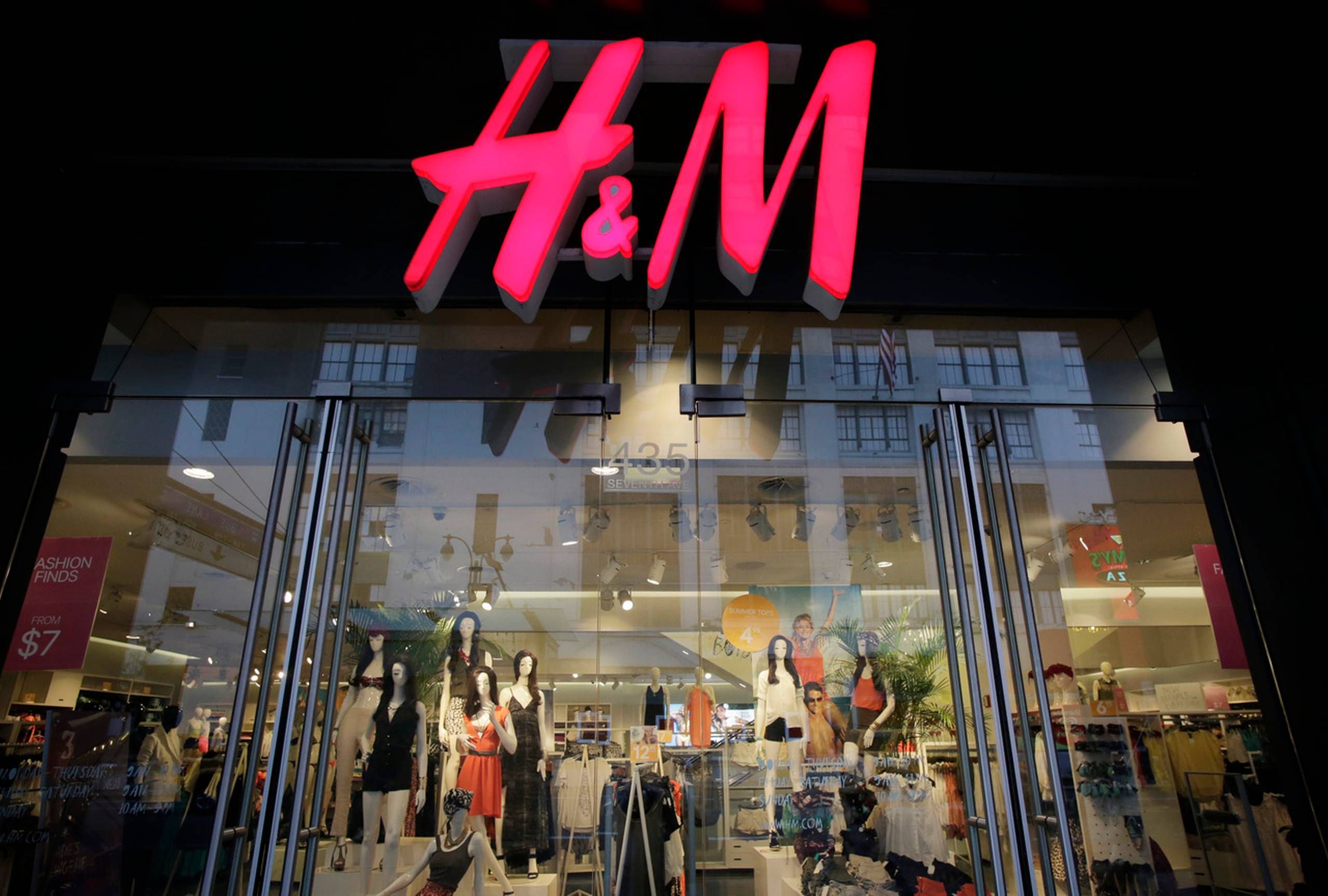 H&M og Bestseller tonsvis nyt tøj på danske anlæg