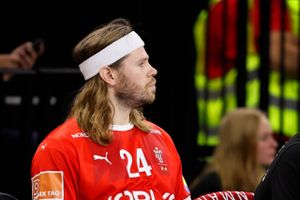 Mikkel Hansen bliver bedt om at forære sit spillertøj væk mange gange ugentligt, fortæller håndboldstjernen. 