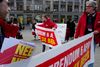 I Holland kan en folkeafstemning om en ny lov udløses ved at indsamle mindst 300.000 underskrifter. Derfor stemte hollænderne i april om EU’s frihandelsaftale med Ukraine. Foto: AP/Peter Dejong