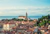Fra Sv. Jurij-kirken i Piran får man et fint vue ud over byen. Foto: Getty