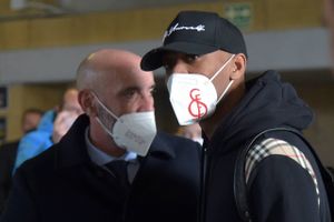 Anthony Martial spiller resten af sæsonen hos Sevilla, og han forlader dermed Manchester United for en stund.