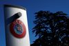 Uefa åbner også døren på klem, for hvordan afviklingen af resten af fodboldsæsonen kan komme til at se ud. Arkivfoto: Denis Balibouse/Reuters