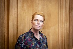 Ekstra Bladet ønsker ikke at have politikere ansat, og derfor er Støjberg færdig som klummeskribent.