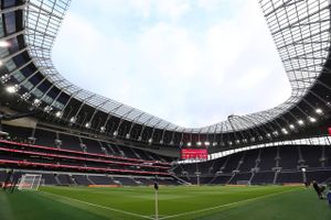 Et udbrud af coronavirus i Tottenham har ført til, at klubbens møde med Rennes i Conference League er udskudt.