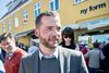 »Kære Mette (Frederiksen, red.) og kære Kristian (Thulesen Dahl, red.) kom op af sofaen, ud i virkeligheden og ind i fremtiden,« opfordrede Morten Østergaard. Foto: Lars Krabbe