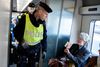 En lynmåling, som Wilke har lavet for Jyllands-Posten, viser stor opbakning til, at Danmark skal følge i Sveriges fodspor og øge grænsekontrollen.