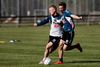Jens Jønsson, her i duel med Jesper Lange, har ambitioner om at prøve sine evner af i en bedre liga end den danske, men et skifte til udlandet må foreløbig vente til januars transfervindue. Eller næste sommer. Foto: Gregers Tycho