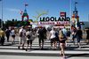 legoland er alene om at have et betalingssytem, som giver en fordel i køerne til forlystelserne, hvis man er villig til at betale op til 600 kroner. Foto: Finn Frandsen/Polfoto