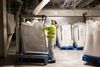 Sukkerproduktion har drevet udviklingen af Lolland-Falster siden slutningen af 1800-tallet. I dag skal sukkeret fra roerne være udvundet inden februar. Derefter begynder pakning. Foto: Gregers Tycho
