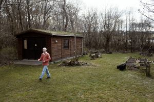 Det er endnu uvist, hvorvidt der skal bygges en jernbane fra Horsens til Aarhus, men Banedanmark har allerede brugt over 37 mio. kr. på at erhverve huse langs strækningen, hvor der muligvis skal køre et tog.