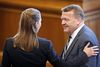 En ny meningsmåling viser flertal til partierne i rød blok. Men statsminister Lars Løkke Ramussen (V) kan med den øvrige blå blok glæde sig over, at afstanden mellem blokkene mindskes. Arkivfoto: Jens Dresling/Ritzau Scanpix