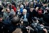 Den populære London- borgmester Boris Johnson støtter et britisk farvel til EU. Søndag forklarede han sin holdning under stort medieopbud. Foto: Tim Ireland/AP
