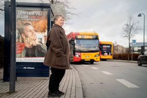 Støttepartier åbner for at afsætte flere penge for at afbøde prisstigninger på offentlig transport. Spørgsmålet er, om jyske pensionister bliver snydt.