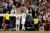 Real Madrid's Cristiano Ronaldo skiftes ud med den unge nordmand Martin Odegaard.