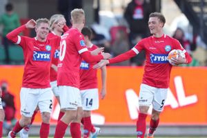 Silkeborg tog en vigtig sejr i kampen om top-6 og spændte ben for FC Nordsjællands mesterskabsdrømme.  