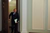 Den russiske præsident, Vladimir Putin, underskrev i går et dekret, der forbyder import af en række varer fra lande, der omvendt har indført sanktioner mod Rusland. Foto: RIA Novosti Kremlin
